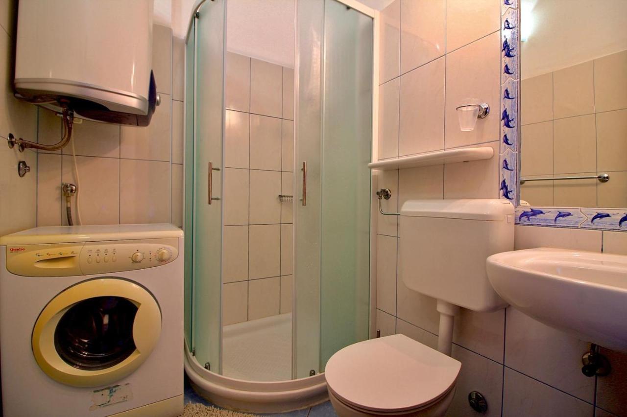 Apartman Maja Pjescana Pjescana Uvala Exteriör bild